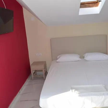 Kypriotis Leonidas Apartments Sarti Exteriér fotografie